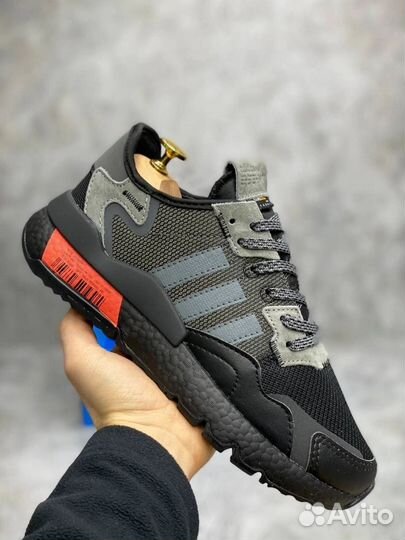 Кроссовки adidas nite jogger