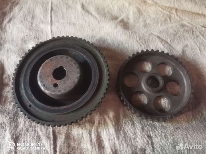 Шкивы коленвала и распредвала