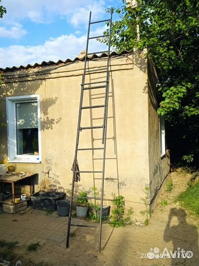 Лестница металлическая новая