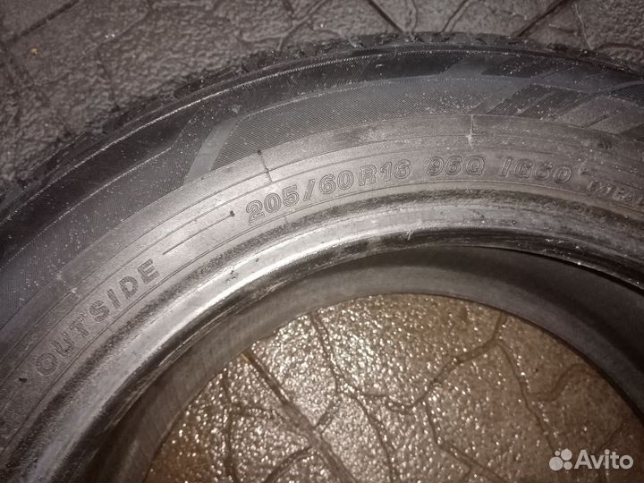 Yokohama Ice Guard Studless IG50 205/60 R16 96Q