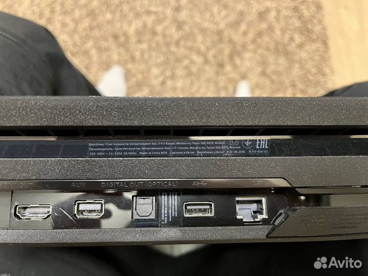 Sony playstation 4 ps4 pro 1tb