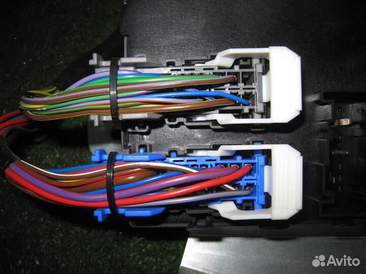 Блок комфорта (коммутационный) Ford Fiesta (CB1)