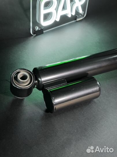 Задний амортизатор с VDS Range Rover L322