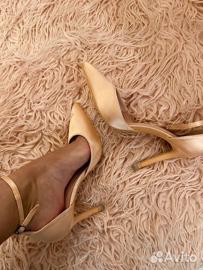 Туфли нежно розовые атласные 39