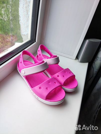 Сандали Crocs J3