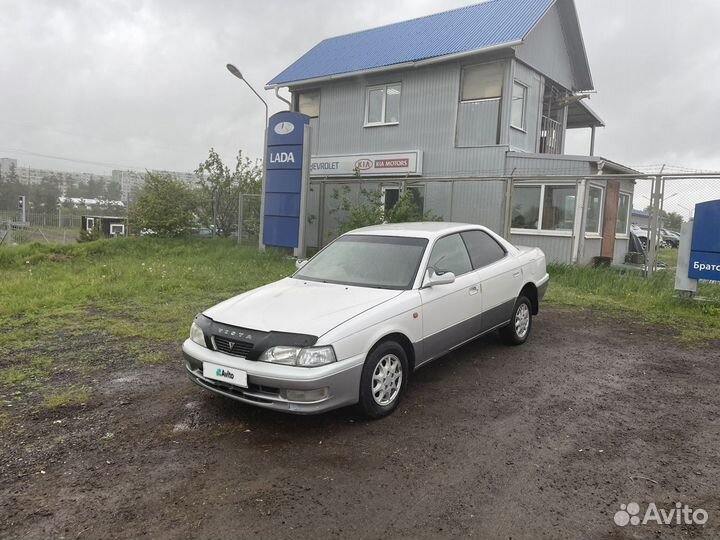 Toyota Vista 1997. Тойота Виста 1997.