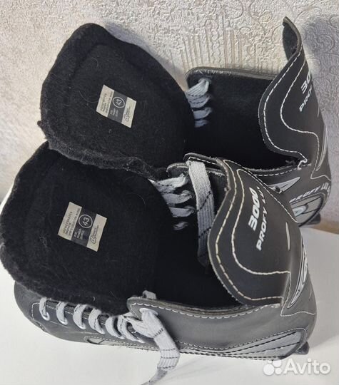 Продам хоккейные коньки profy lux 43 размер