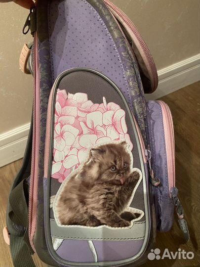Школьный портфель (ранец, рюкзак) для девочек