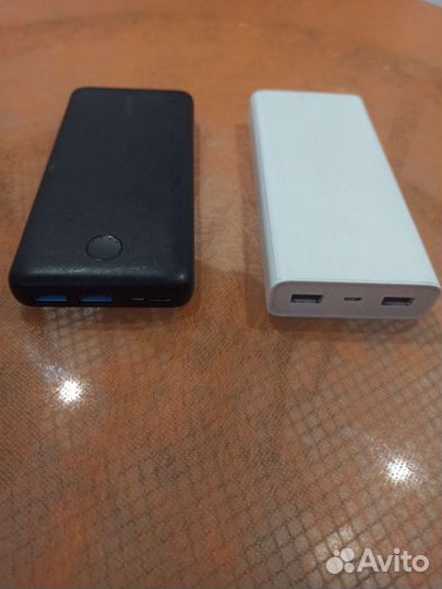 Переносное зарядное устройство