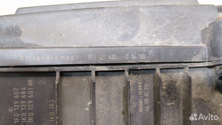 Корпус воздушного фильтра Volkswagen Touran, 2004