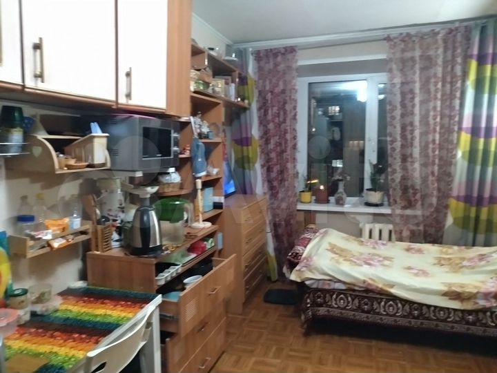 Комната 19 м² в 8-к., 3/9 эт.