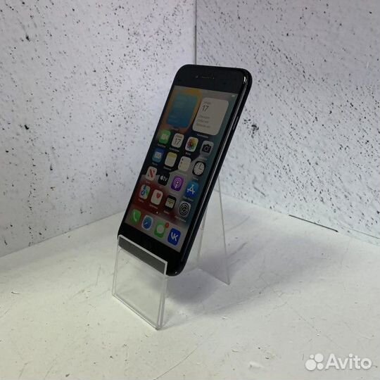 iPhone 7, 128 ГБ