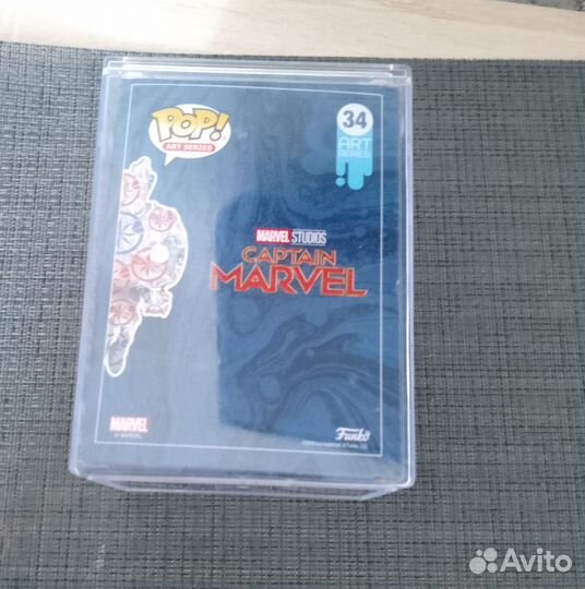 Фигурка funko pop capitan marvel art series ориг