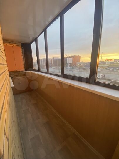 2-к. квартира, 56 м², 2/12 эт.