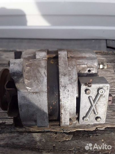 Генератор Москвич 412