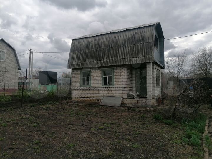Дача 30 м² на участке 6 сот.