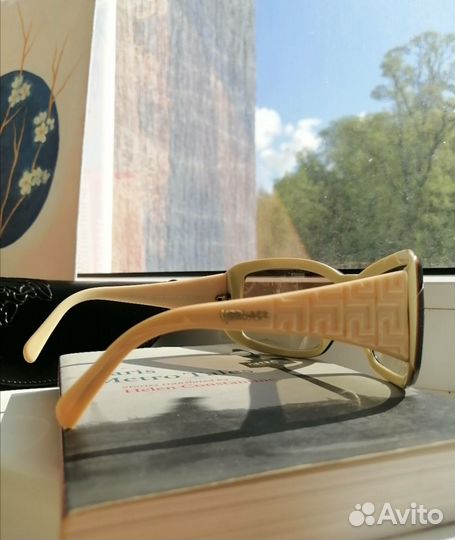 Стильные солнцезащитные очки Versace оригинал