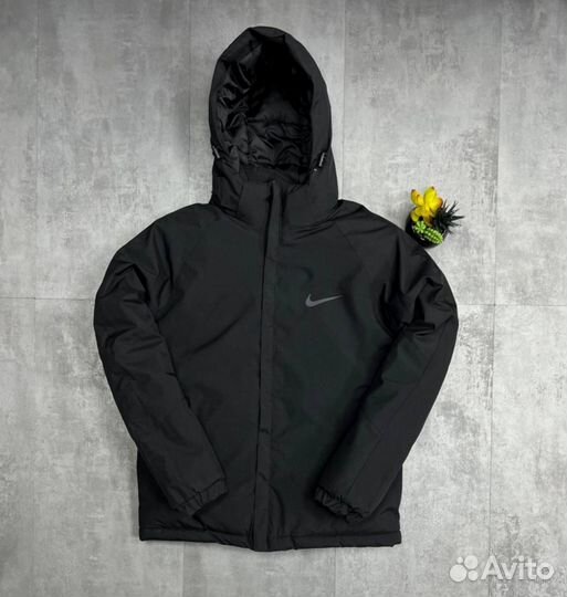 Зимние куртки Nike