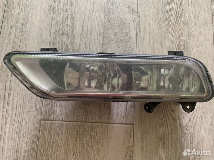 Противотуманная фара левая volkswagen passat B7