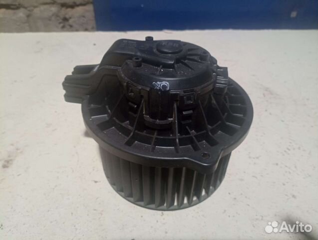 Моторчик печки Hyundai Solaris 1