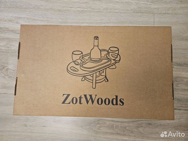 Винница из дерева на четыре бокала ZotWoods