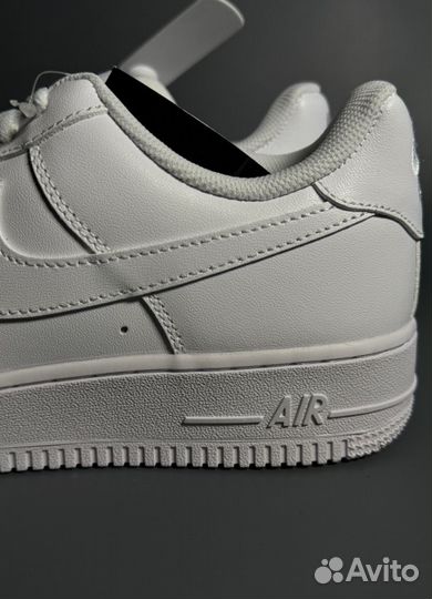 Кроссовки Nike AIR force 1 белые
