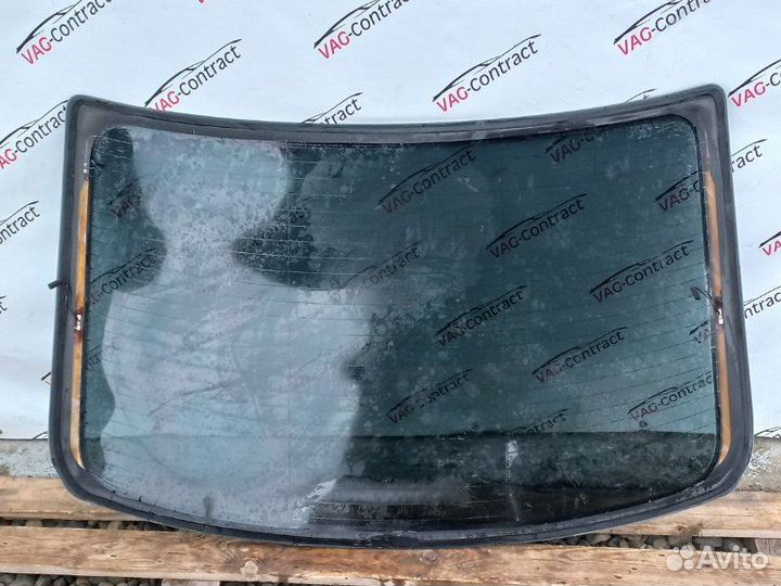 Стекло заднее Volkswagen Jetta 6 1.6 2013