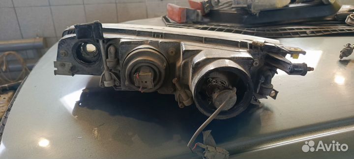 Фара правая Тойота марино