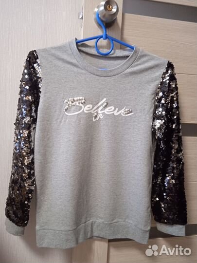 Кофта для девочки новая
