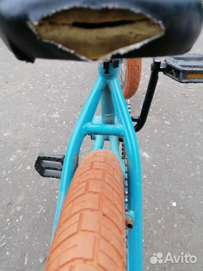 Трюковой велосипед BMX