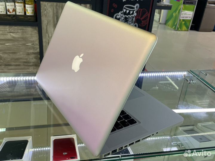 Macbook Pro 15 256гб 2010г