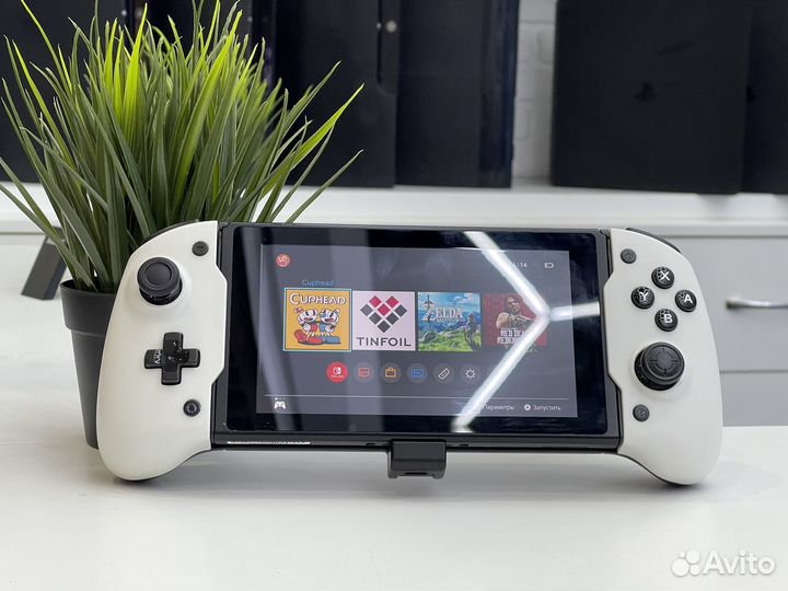 Nintendo Switch + много игр чип