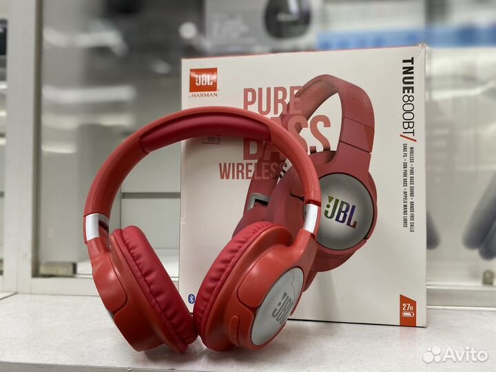 Беспроводные нашуники JBL tune 800BT