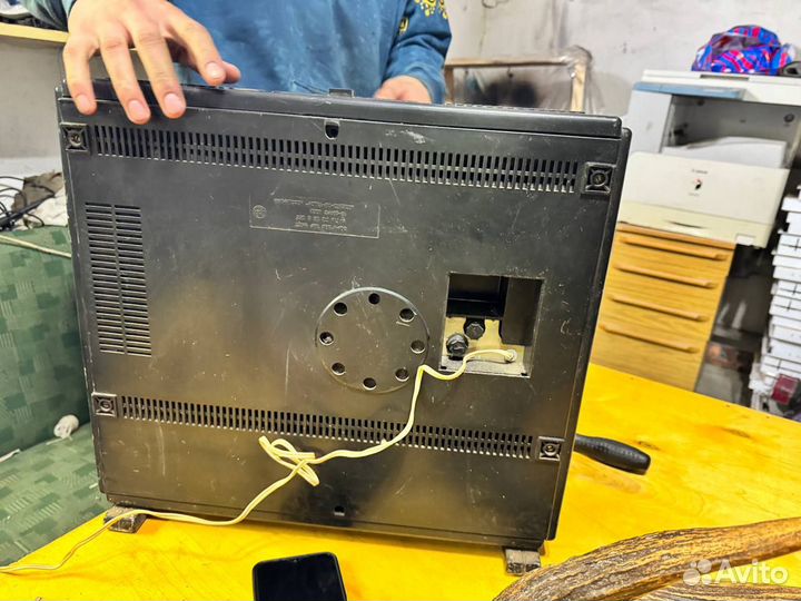 Катушечный магнитофон 