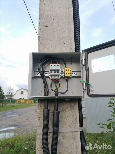 Электромонтажные работы на опоре