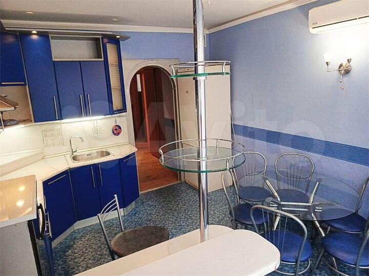 2-к. квартира, 64 м², 12/17 эт.