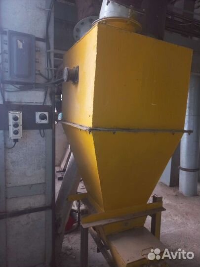 Бункер с ворошителем