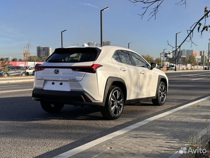 Lexus UX 2.0 CVT, 2022, 50 км