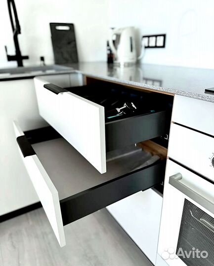 Кухонные гарнитуры на заказ