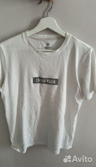 Calvin klein футболка размер S