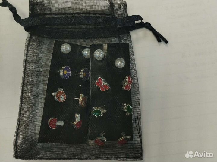 Серьги пусеты