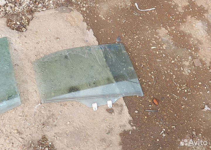 Стекло двери Хонда cr v 3