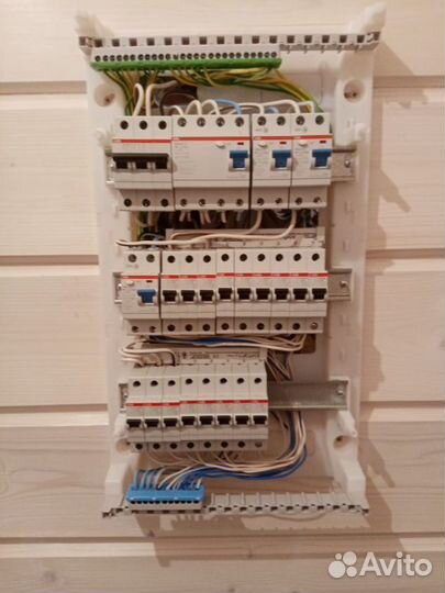 Электромонтажные работы/ услуги электрика