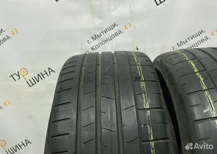 Pirelli P Zero PZ4 235/35 R19 94Y