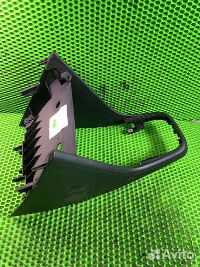 Центральная консоль верхняя часть VW Polo 5