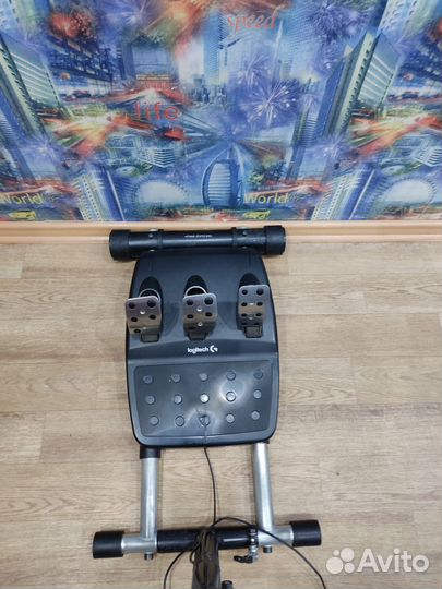 Руль Logitech G29