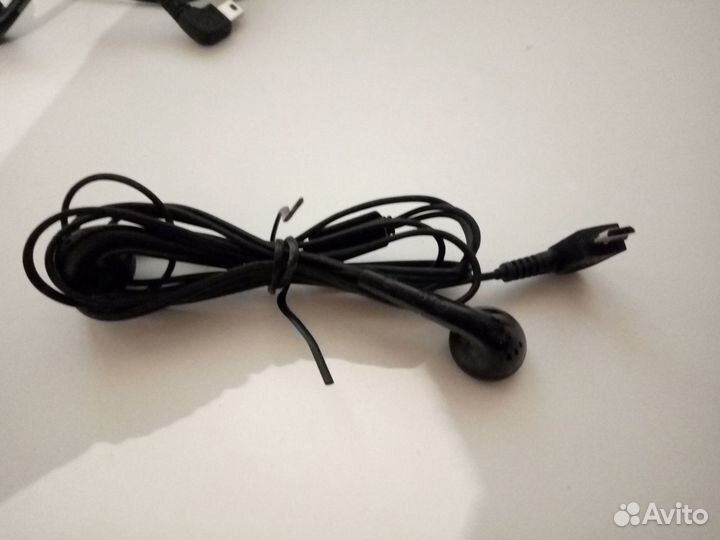 Наушники новые для любителей музыки