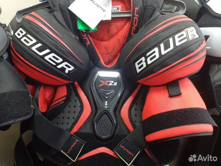 Нагрудники хоккейные Bauer CCM