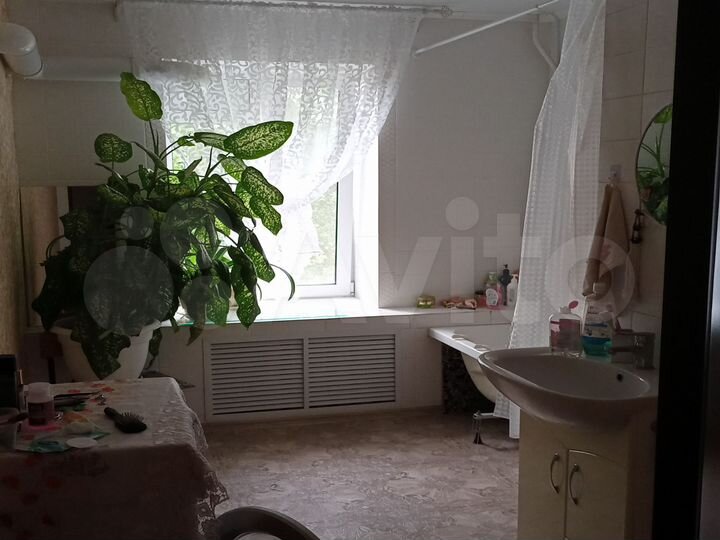 Комната 14 м² в 2-к., 2/3 эт.