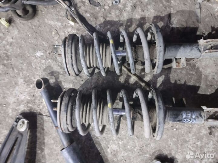 Стойки передние Chevrolet Rezzo